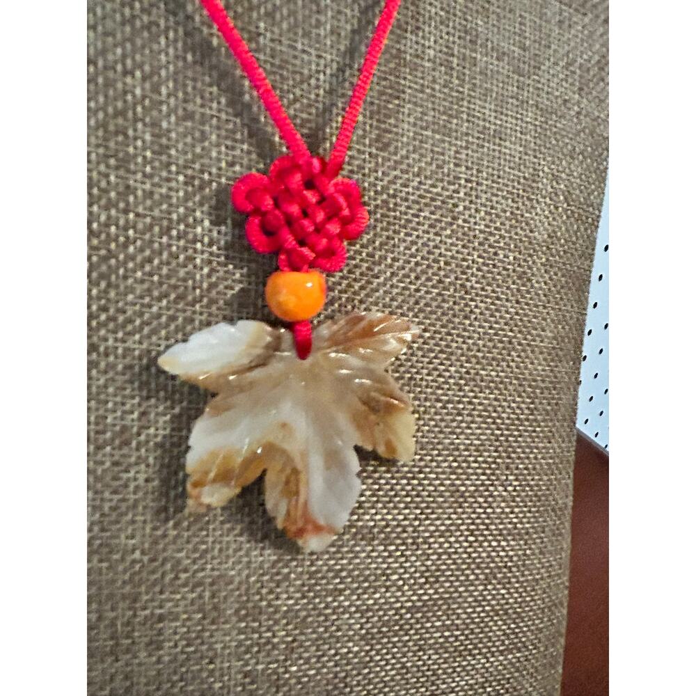 Hand Carved Chalcedony Maple Leaf Pendant Necklace Red Cord Accent - Picture 8 of 9